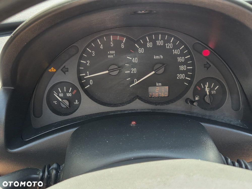 Opel Corsa - 23