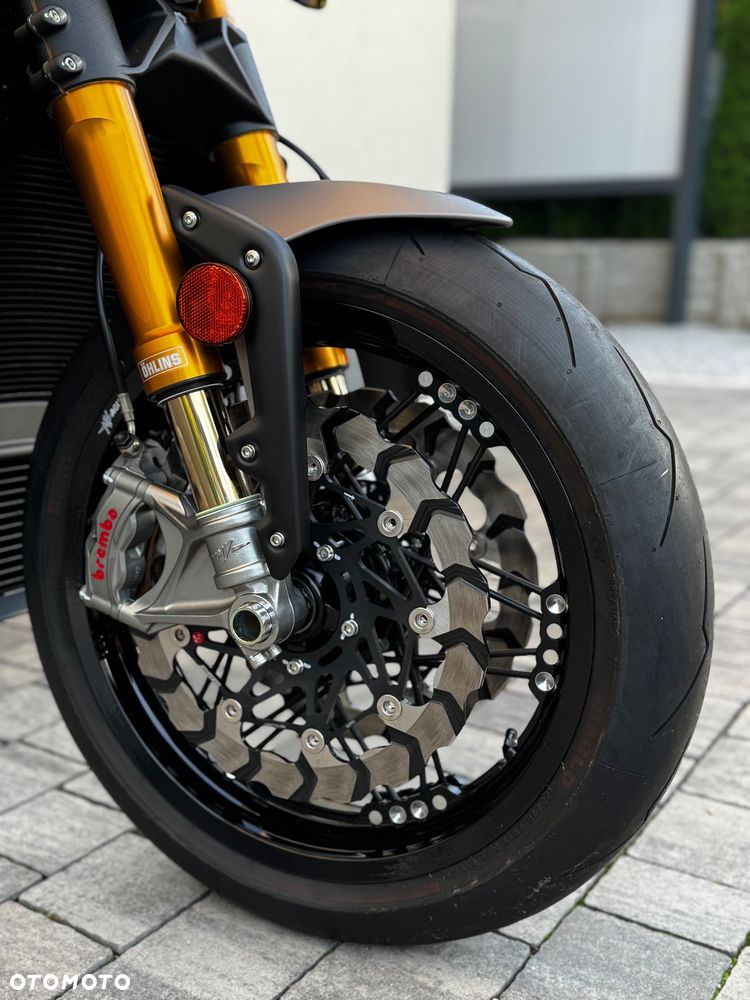 MV AGUSTA RUSH - 9
