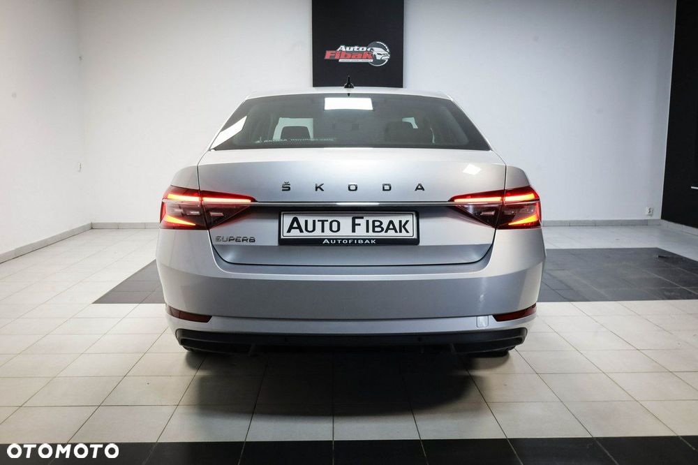 Skoda Superb 2.0 TSI Style DSG - 11