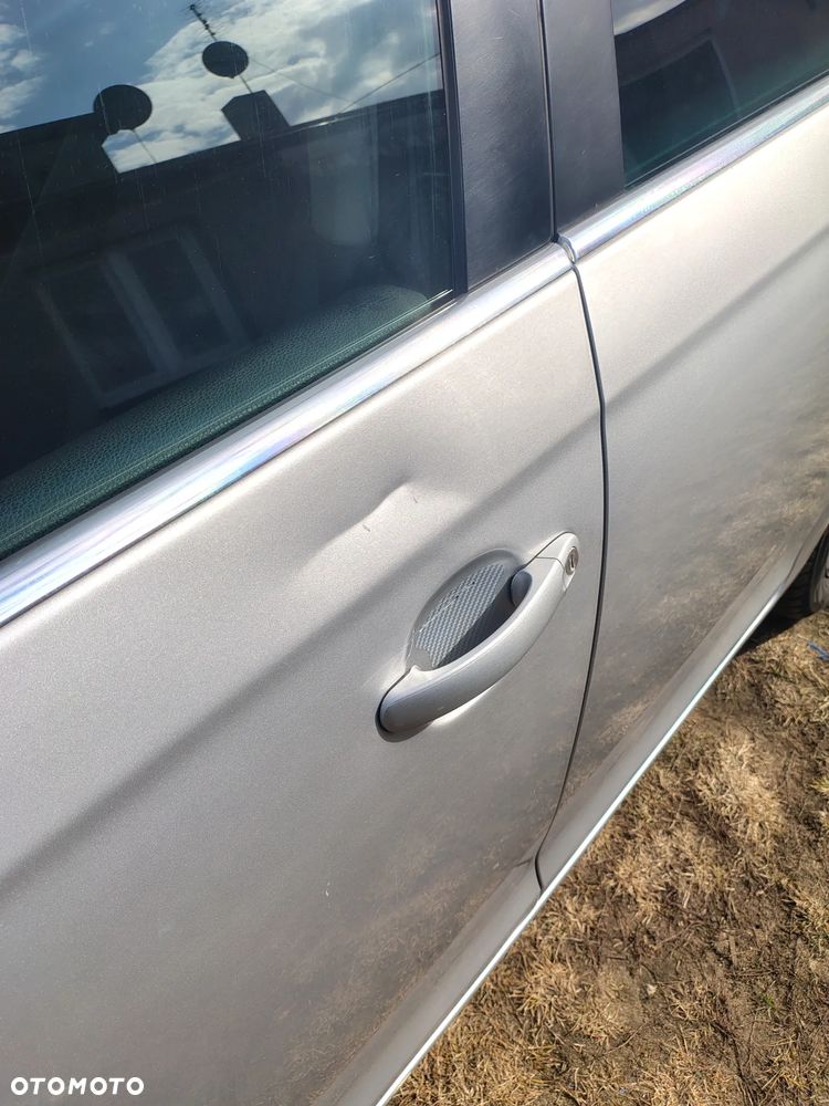 Volkswagen Golf 1.9 TDI Comfortline - 9