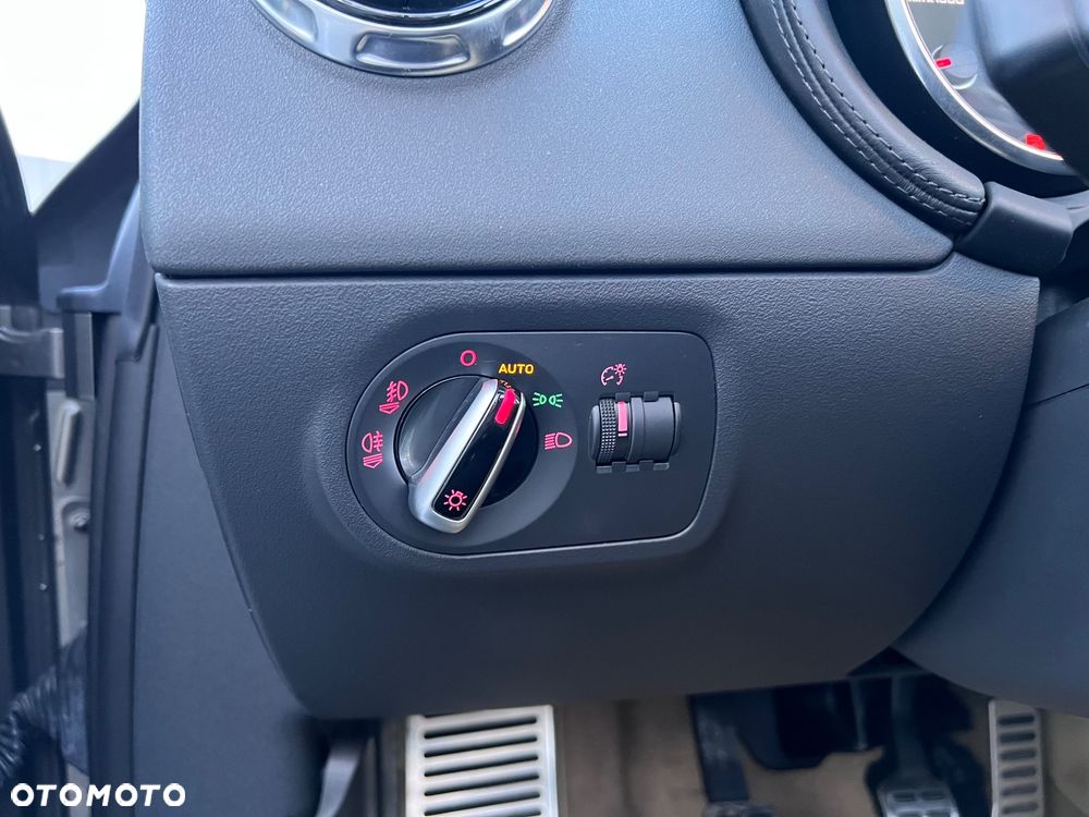 Audi TT Roadster 1.8 TFSI - 18