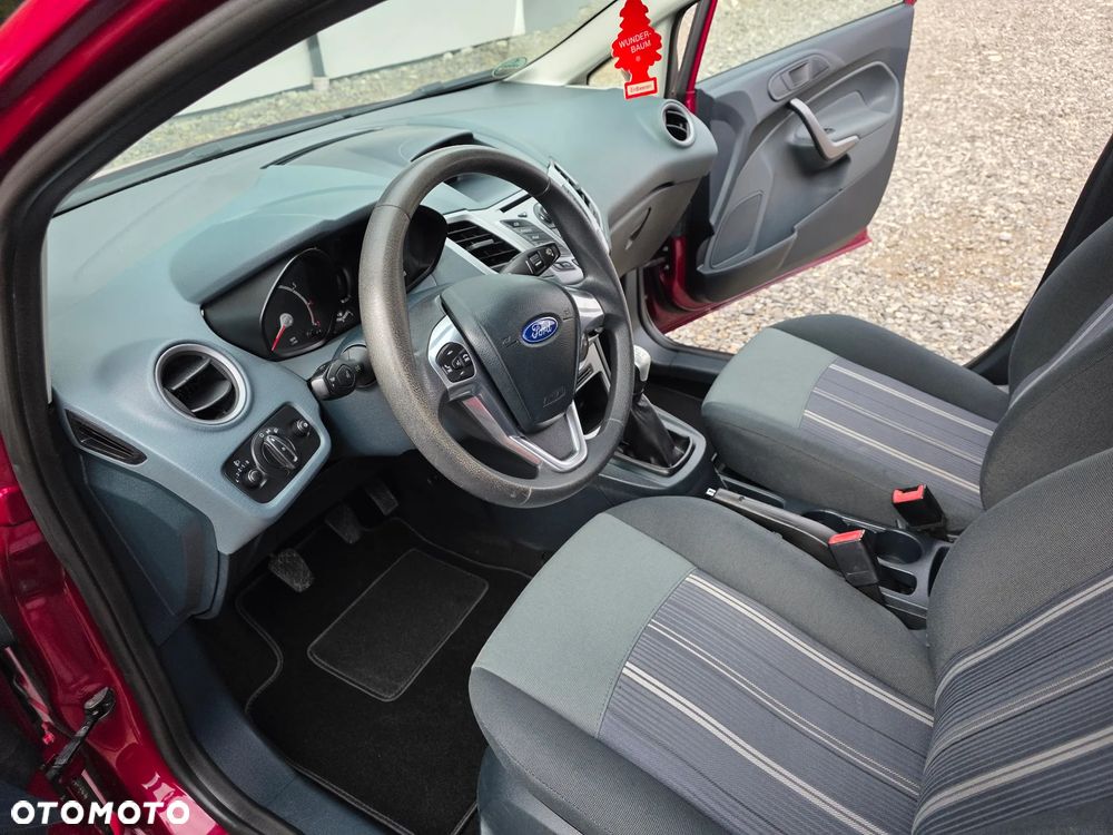 Ford Fiesta 1.25 Trend - 38