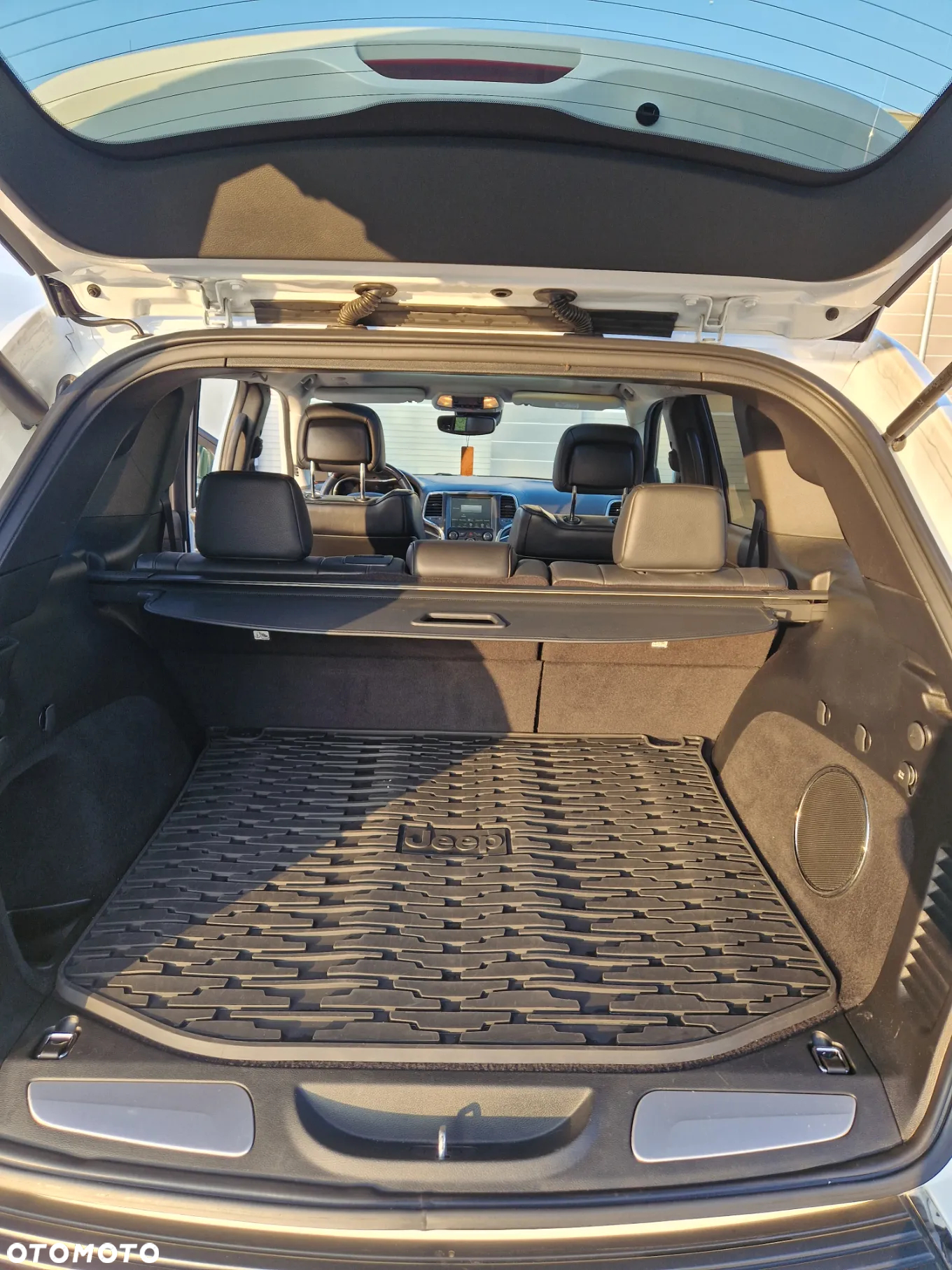 Jeep Grand Cherokee 3.0 CRD Overland Summit - 8