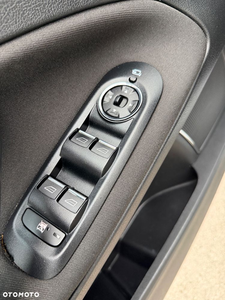 Ford Mondeo 2.0 TDCi Viva Titanium - 28