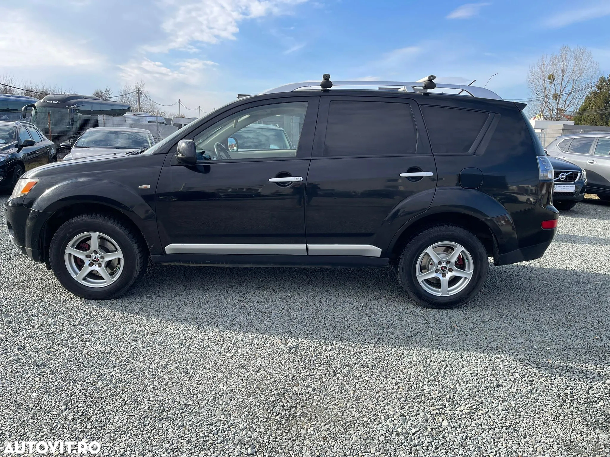 Mitsubishi Outlander 2.2 DI-D NAVI Instyle - 11