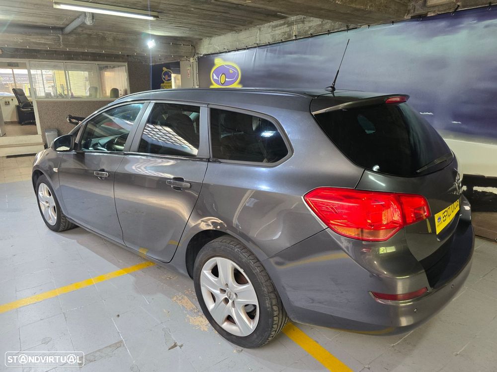 Opel Astra Sports Tourer 1.7 CDTi Enjoy - 3