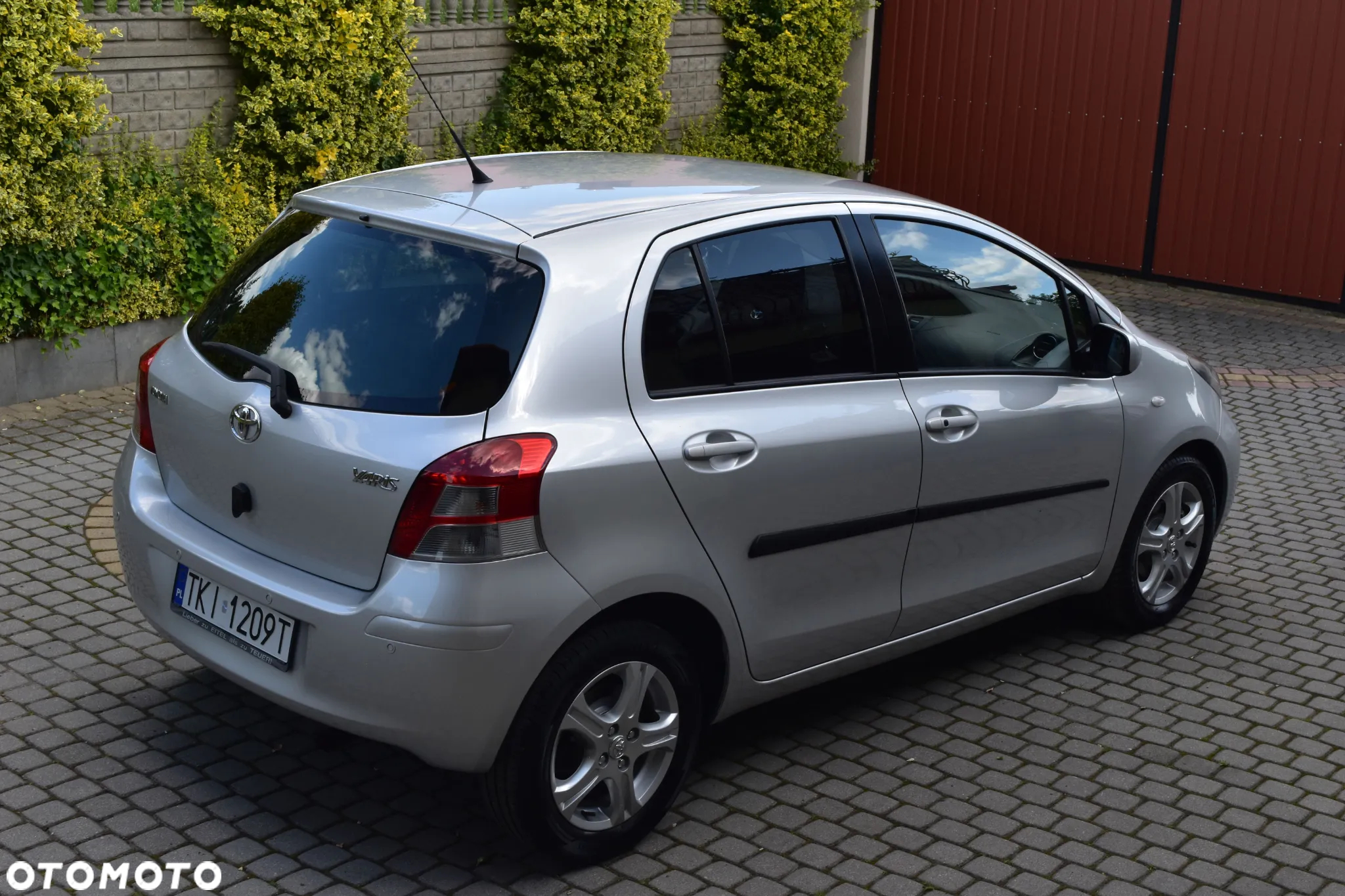 Toyota Yaris - 19