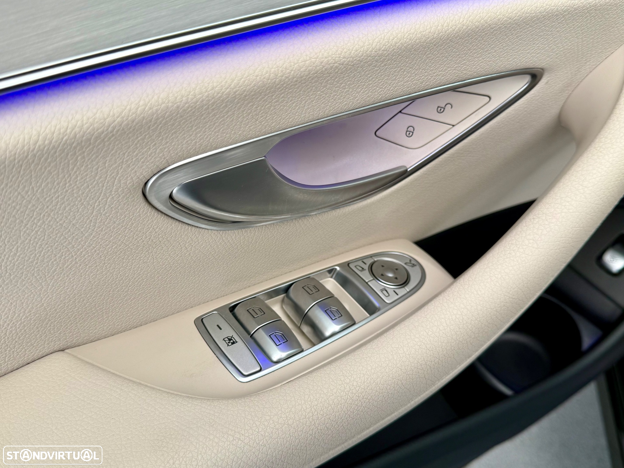 Mercedes-Benz E 220 d Avantgarde - 10
