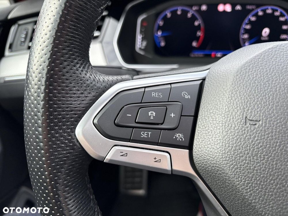 Volkswagen Passat 1.5 TSI EVO Elegance - 13