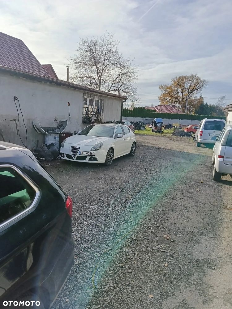 Alfa Romeo Giulietta 1750 TBi Quadrifoglio Verde - 24