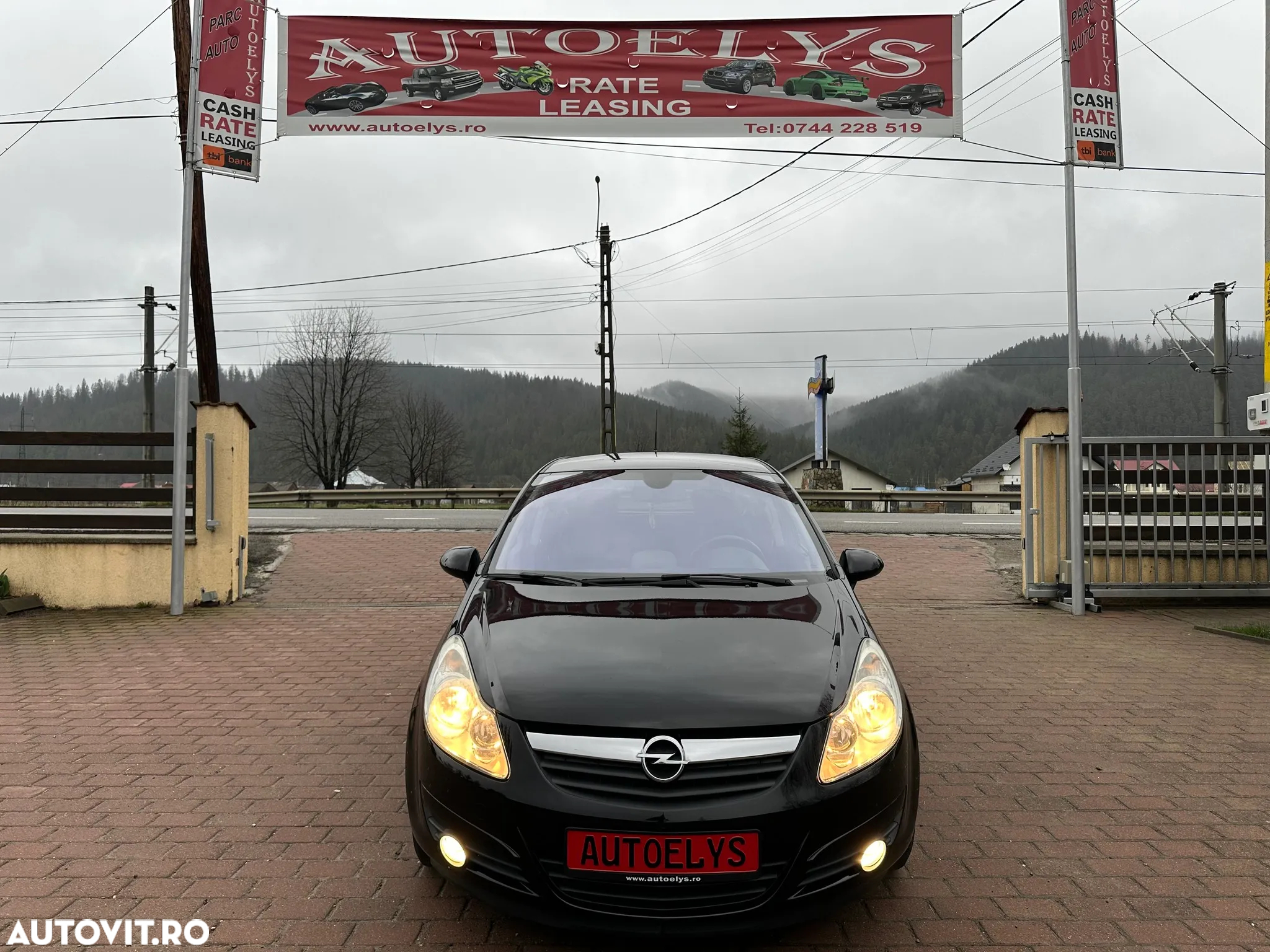 Opel Corsa 1.3 CDTI EcoFlex Cosmo - 2