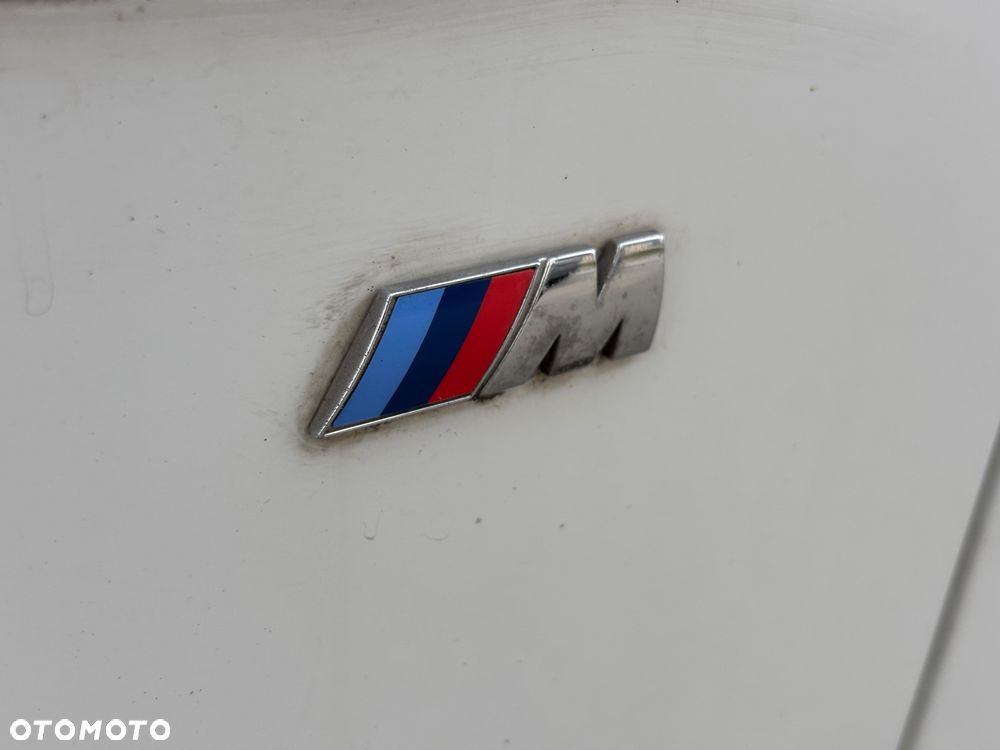 BMW Seria 5 525d Sport-Aut - 22