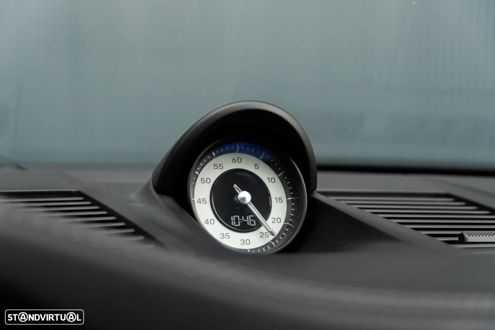 Porsche 911 (992) Carrera 4S PDK - 17