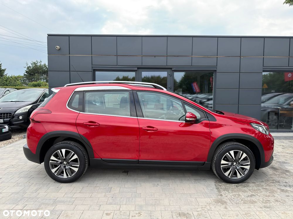 Peugeot 2008 1.2 Pure Tech GPF Allure S&S - 25