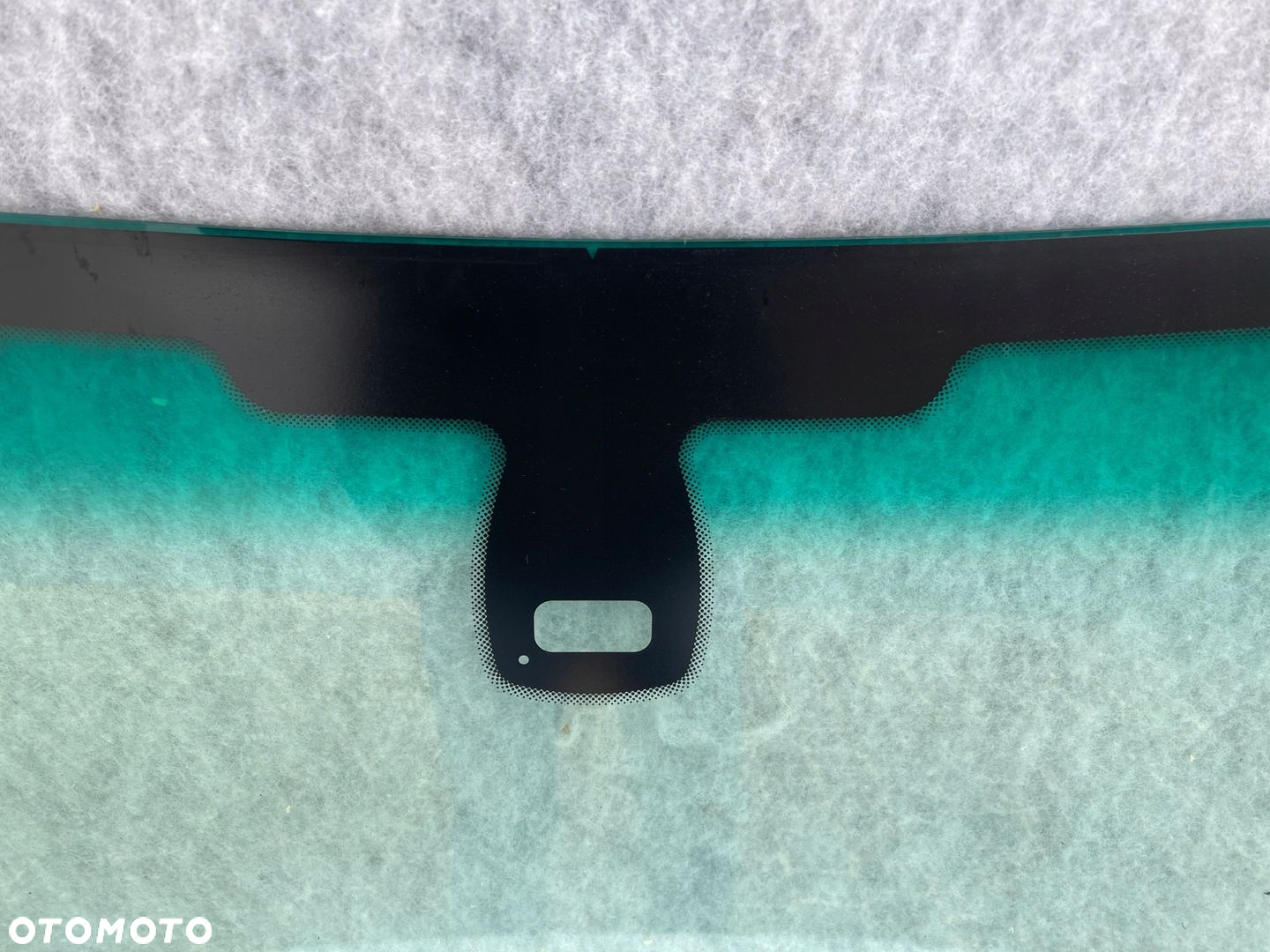 LAND ROVER RANGE ROVER III SZYBA PRZEDNIA PO 2002 - 5