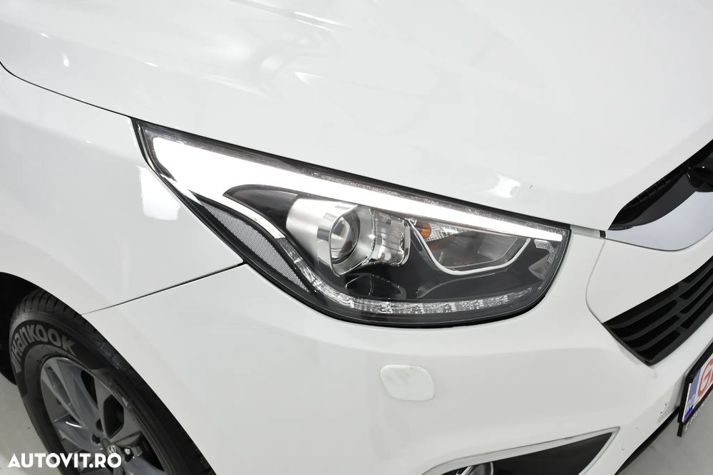Hyundai ix35 - 23