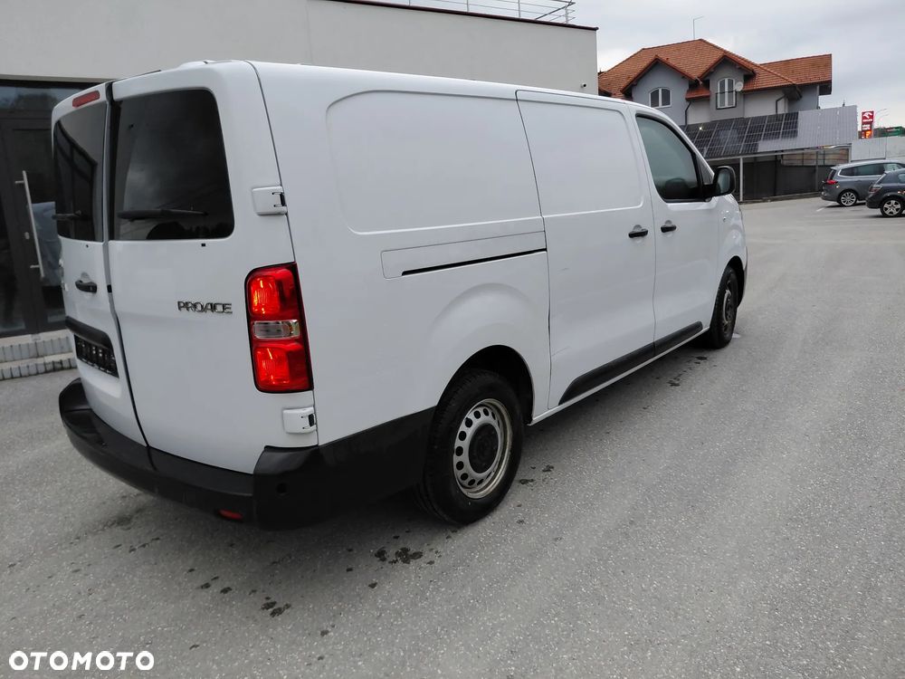 Toyota Proace 2.0D 4D L2 - 10