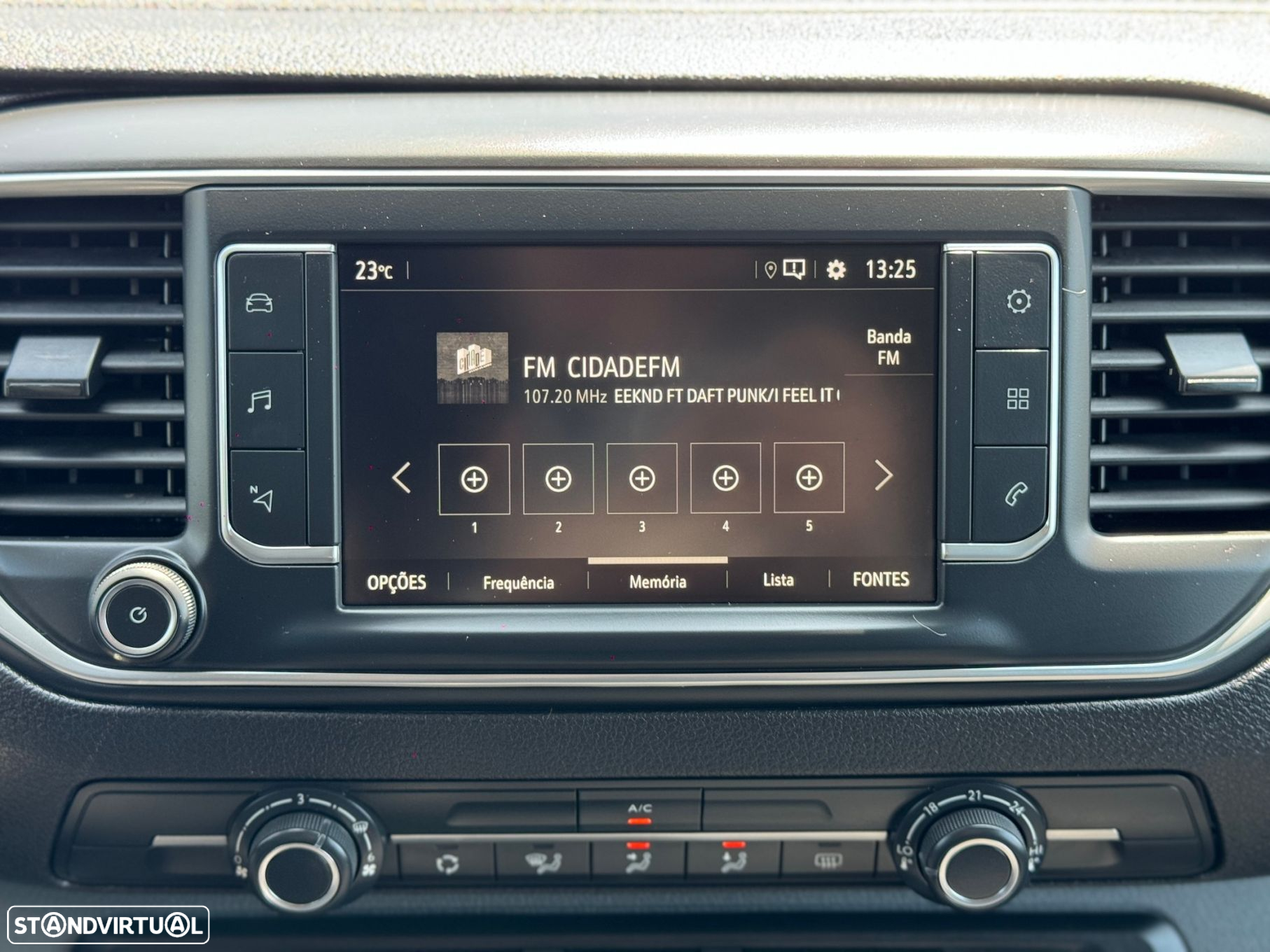 Opel Vivaro 1.5 CDTi L3H1 Essentia Inc - 27