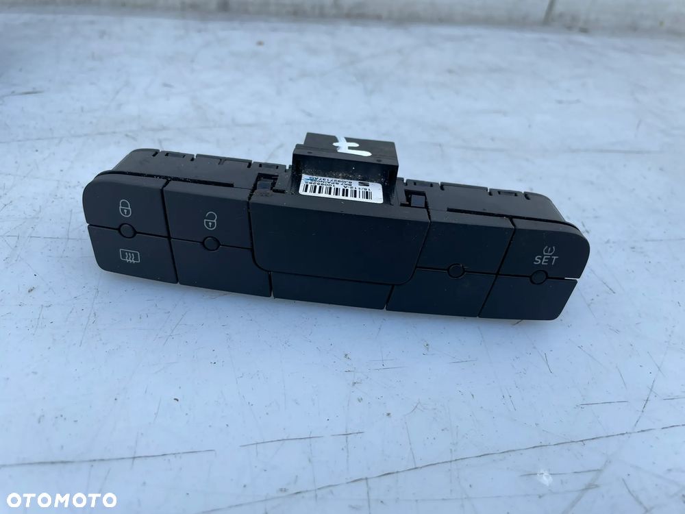 Panel przełączników  Seat Ibiza IV 6J0927137AQ - 1