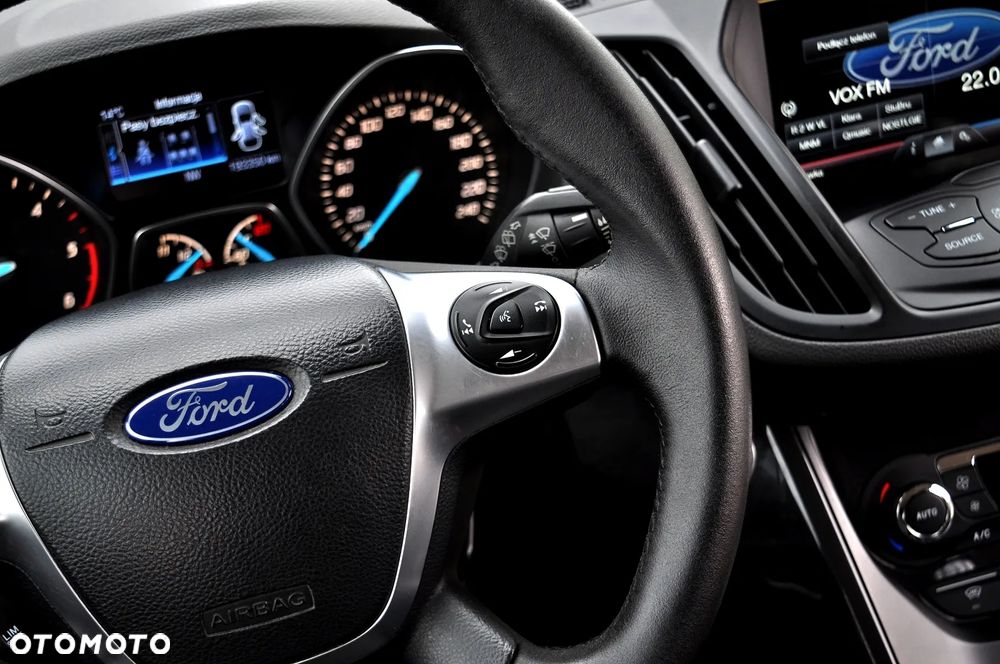 Ford Kuga 2.0 TDCi FWD Titanium - 35