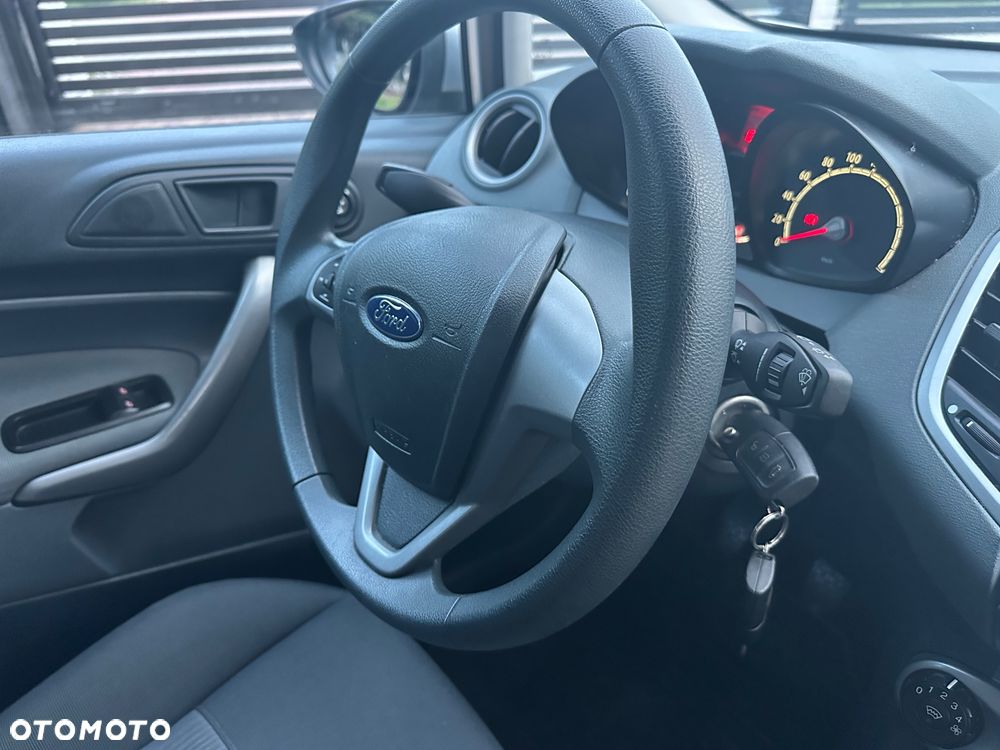 Ford Fiesta 1.25 Ambiente - 5