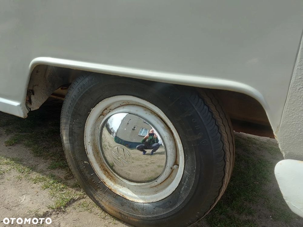 Volkswagen Transporter - 29