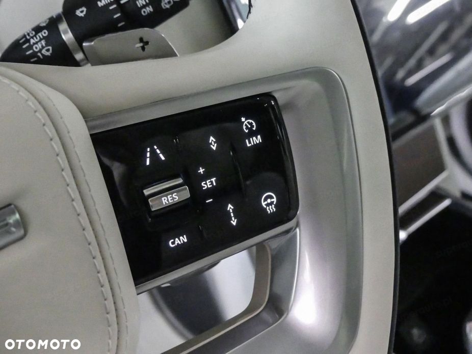 Land Rover Range Rover - 11
