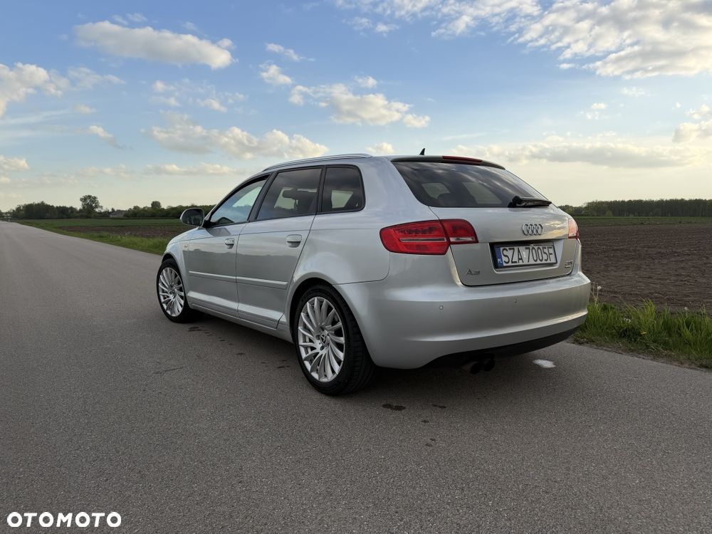 Audi A3 Sportback - 4