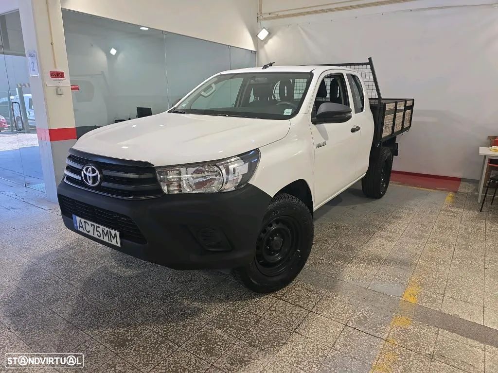 Toyota Hilux 2.4 D-4D 4WD CE CH - 1