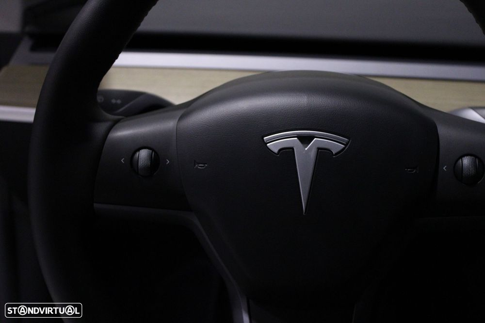 Tesla Model Y RWD - 7