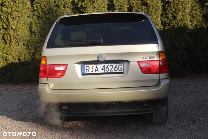 BMW X5 3.0 i - 16