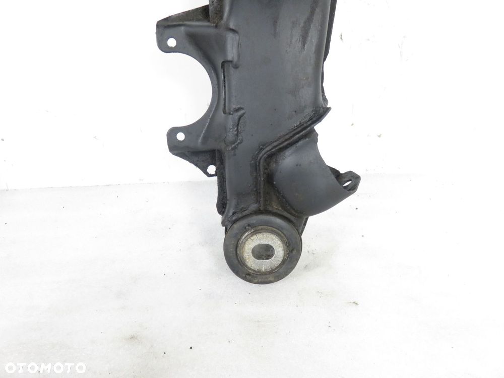 SANKI PRZÓD VW PASSAT B5  1.6 - 4