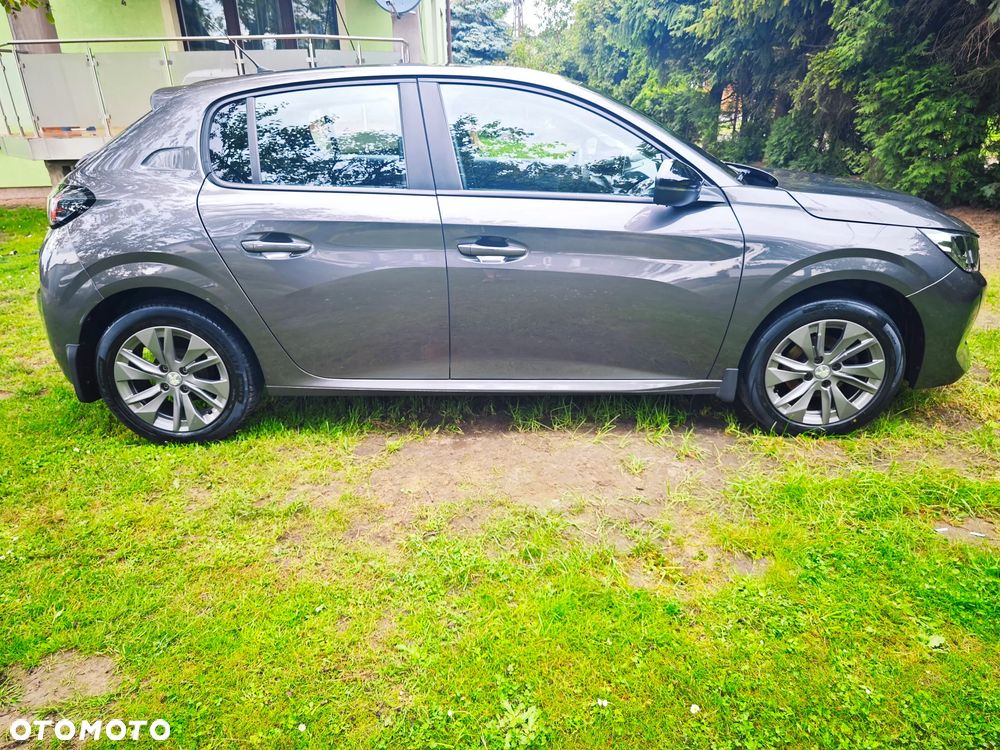 Peugeot 208 - 4