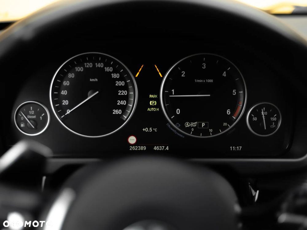 BMW X5 xDrive25d - 13