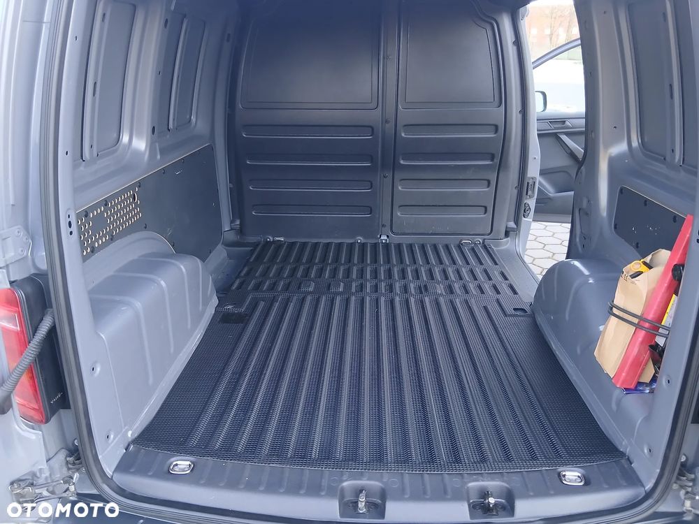 Volkswagen Caddy - 22