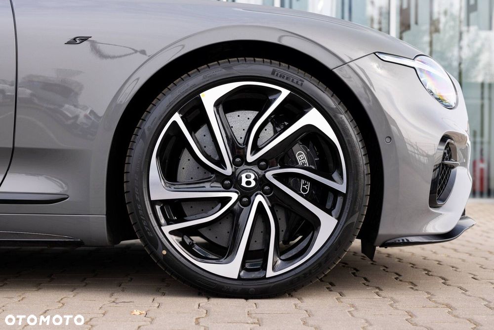 Bentley Continental GT - 7