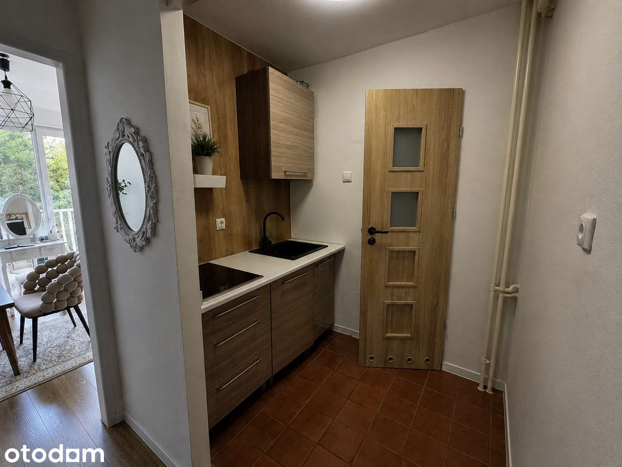 Kawalerka około 28 m² | przy UKEN | klimatyzacja | ul. Królewska