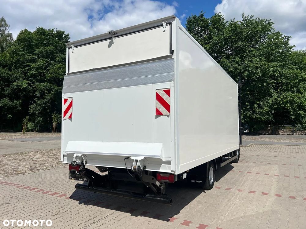 Iveco Daily 70C17 / Kontener / Winda / - 21