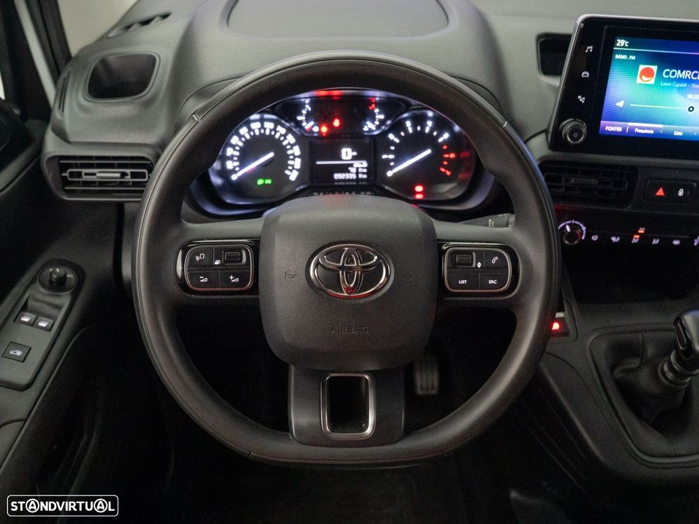 Toyota Proace City 1.5D L2 Exclusive - 15