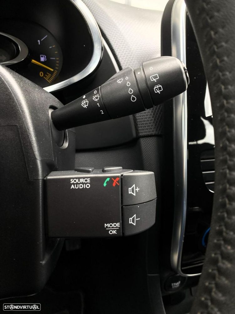 Renault Clio Sport Tourer 1.5 dCi Dynamique S - 12