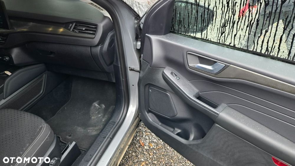 Ford Kuga - 35