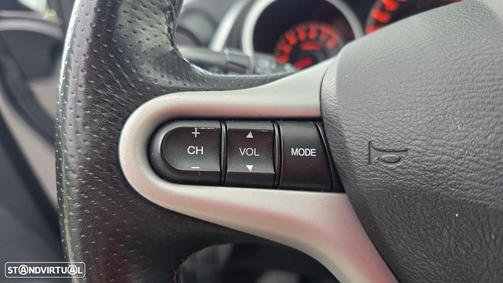 Honda Jazz 1.4 i-VTEC Exclusive - 27