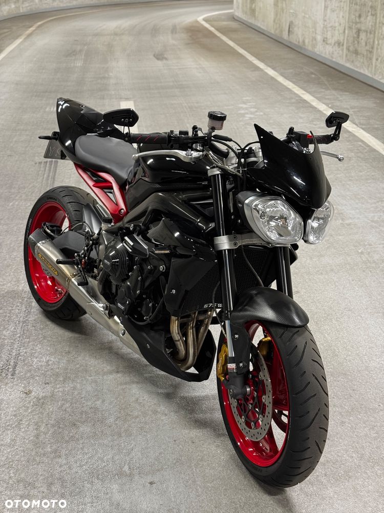 Triumph Street Triple - 14