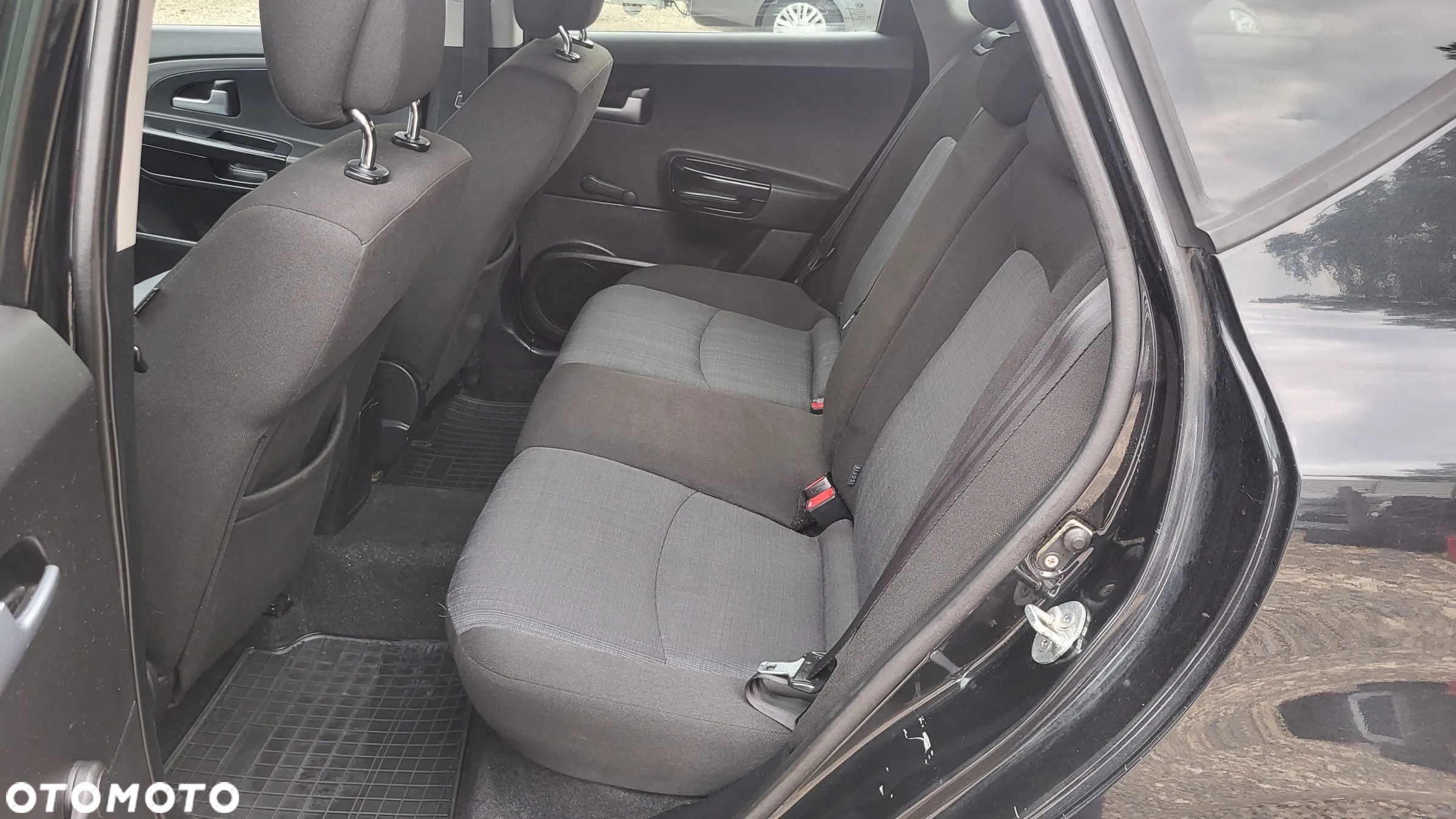 Kia Ceed Cee'd 1.6 Crdi Comfort + - 14