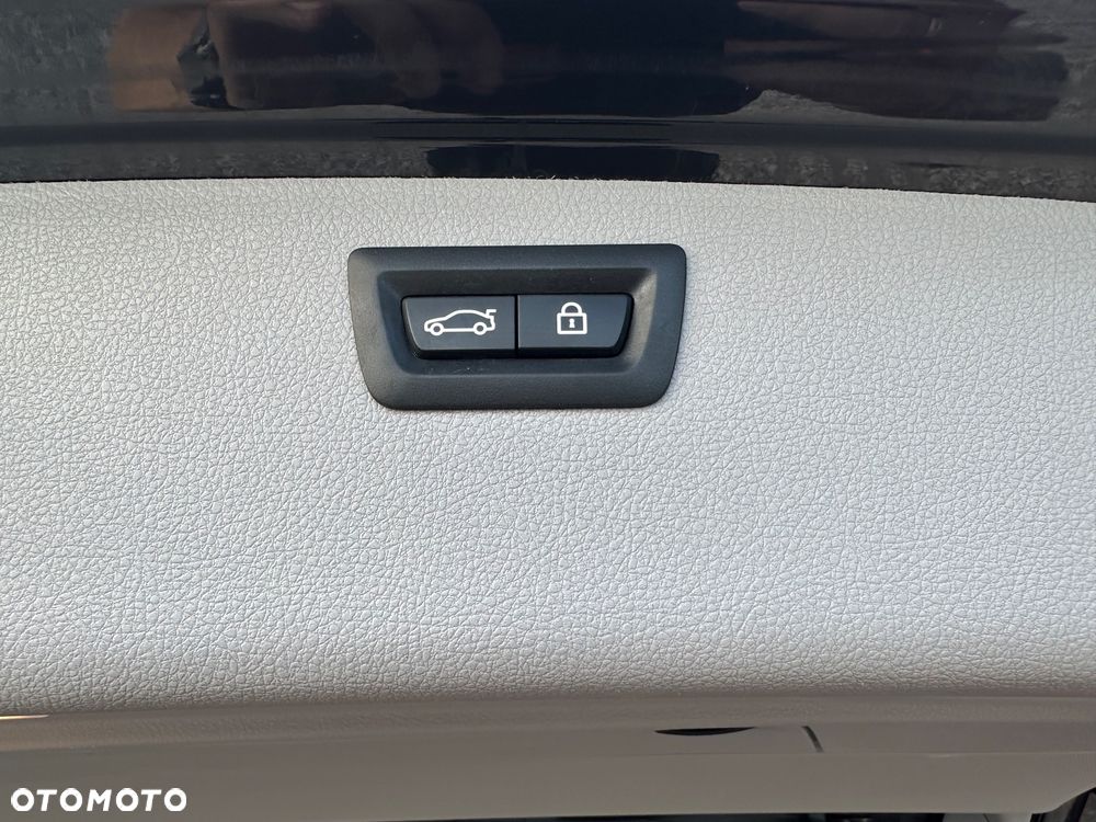 BMW Seria 3 320d Luxury Line - 8