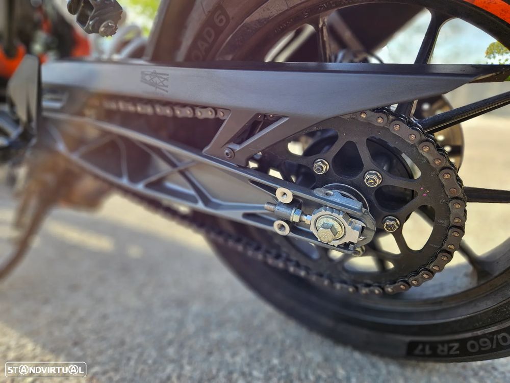 KTM Duke 390 - 10