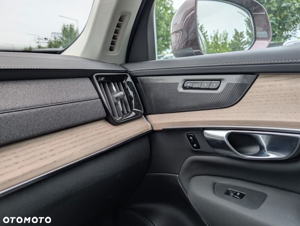 Volvo XC 90 B5 B AWD Plus Bright - 19