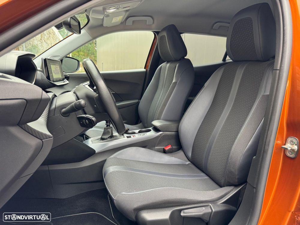 Peugeot 2008 1.2 PureTech Allure - 7