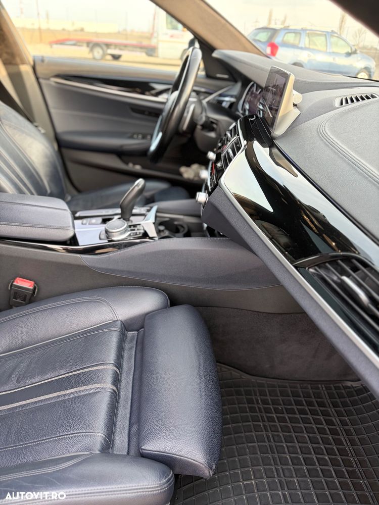 BMW Seria 5 520d xDrive AT - 6