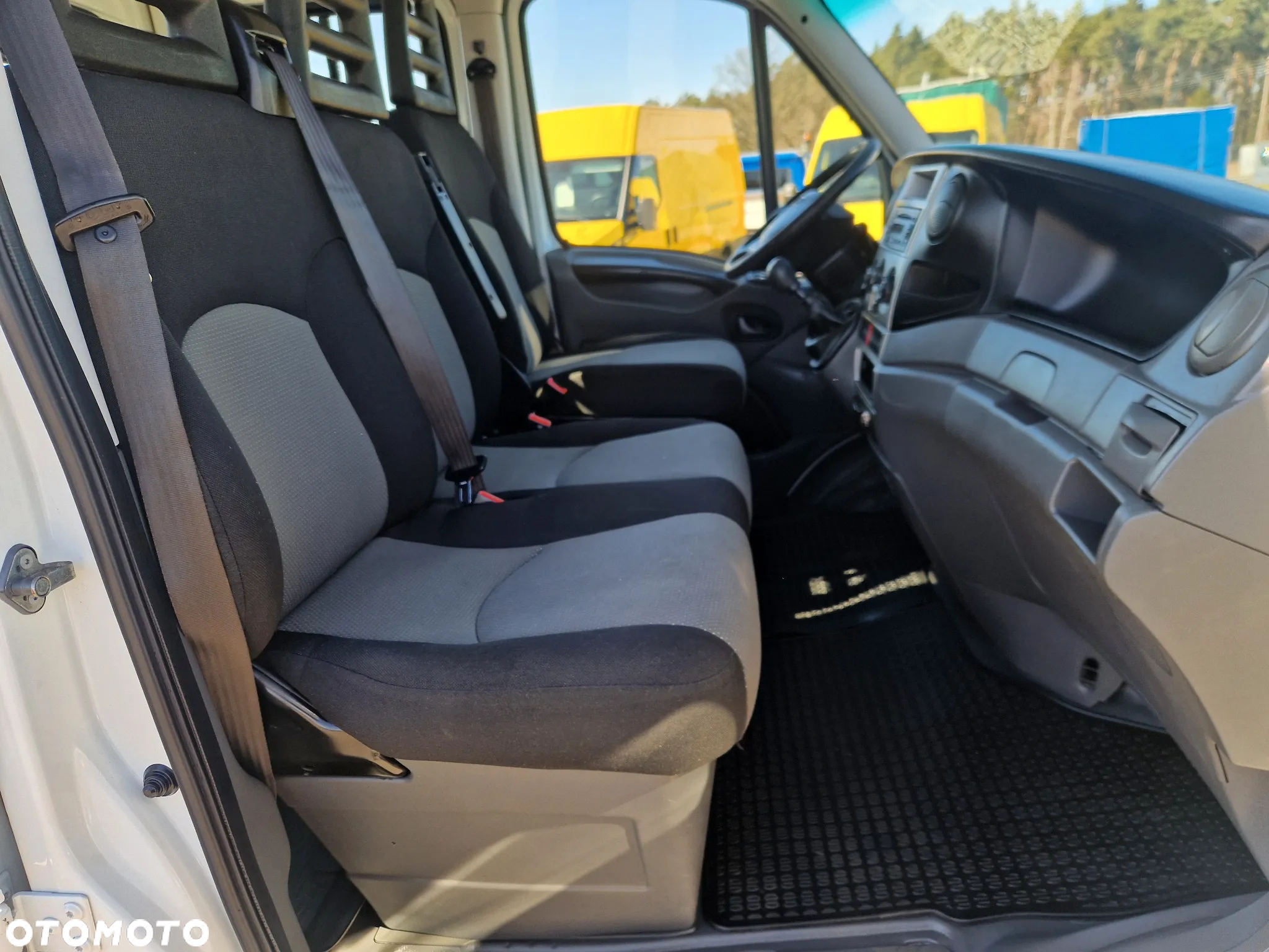 Iveco 35C15 3,0 HPI 150 KONNA DOKA BRYGADÓWKA 7 OSOBOWA 3,5M SKRZYNIA BLIŻNIAKI DO 3,5T WEBASTO GWARANCJA - 18